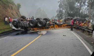 Gakenke: Ikamyo nshya yagaramye mu muhanda kuri Buranga