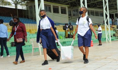 Abanyeshuri ba mbere batangiye kwerekeza ku mashuri yabo