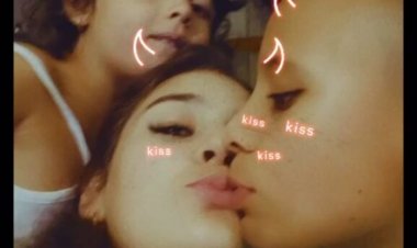 Umuhanzikazi nyarwanda m’urukundo nuwo bahuje igitsina, reba video basambana