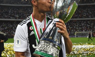 Cristiano Ronaldo yakoze akandi gahigo nyuma yo gufasha Juventus kwegukana Coppa Italia 2021