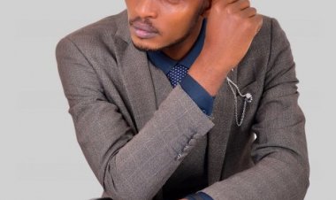 Umunyamideli wabigize umwuga agiye guhagarira u Rwanda muri Mister Africa- AMAFOTO