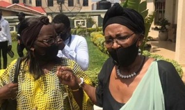 Inkuru ishyushye i Kigali!Cécile Kayirebwa  yafatiwe mu bukwe barenze ku mabwiriza yo kwirinda Covid-19