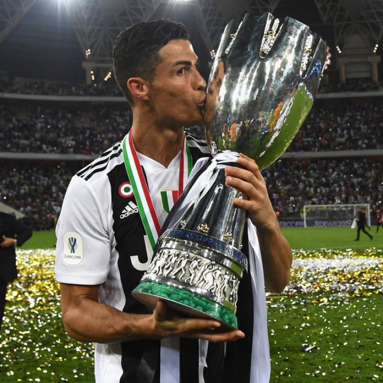 Cristiano Ronaldo yakoze akandi gahigo nyuma yo gufasha Juventus kwegukana Coppa Italia 2021