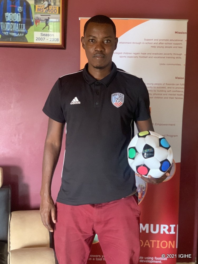 UMURI Foundation ya Jimmy Mulisa yahawe ibikoresho na UEFA- AMAFOTO