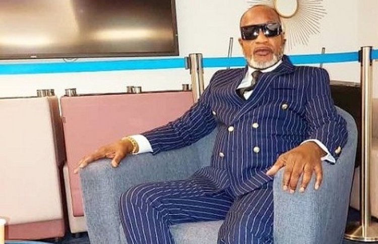    Koffi Olomidé aritegura igitaramo azamurikiramo album