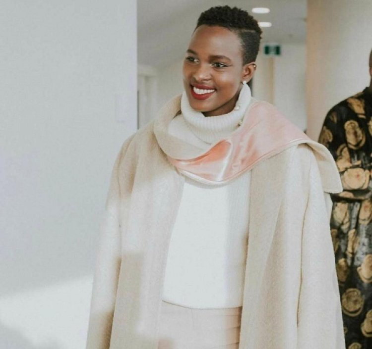 Ubuzima bwa Rita Laurence umusizi akaba n’impirimbanyi iharanira ubwisanzure-amafoto