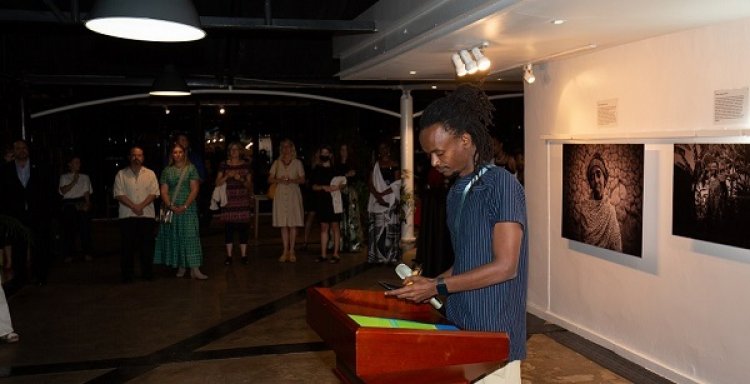 SNV Rwanda funded an exhibition project "Umutakwasuku"