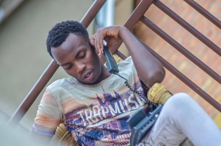 Icyo wamenya kuri AgPromoter ufasha abahanzi kwamamaza ibikorwa byabo kuri sosho midiya