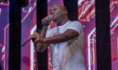 Kigali Arena: King James was able to dive the crowd unto his songs and paved  the way for Koffi Olomide- Pictures