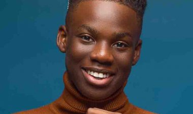 Ndashaka abakobwa icumi bo kunduhura.