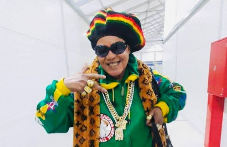 Umuhanzi w'icyamamare muri Africa ndetse no ku isi yishwe na covid-19.