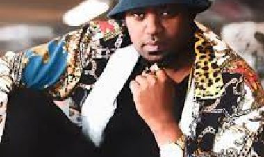 Kitoko nyuma yo gusoza amashuri agarutse mumuziki