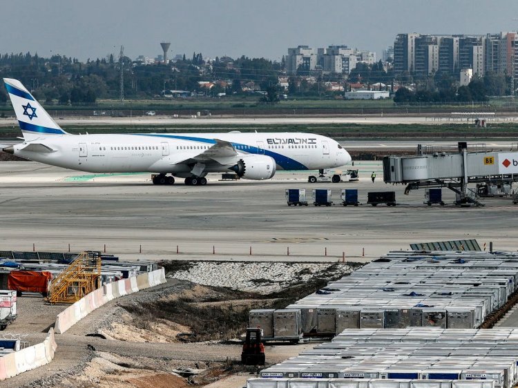 Ntibisanzwe! Umugabo yananaye indege amasaha arenga 10 agerayo amahoro