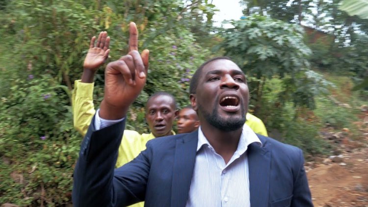 Nyuma yo gusohora indirimbo "nta myaka 100"  yashyize hanze indi ndirimbo irenze nta myaka 100.