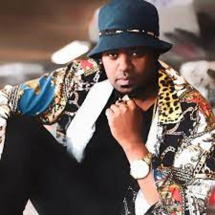 Kitoko nyuma yo gusoza amashuri agarutse mumuziki