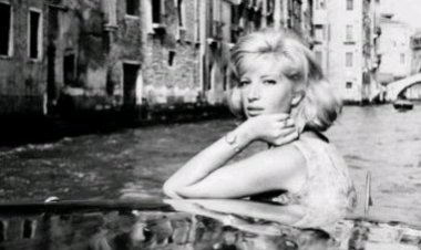 Minisitiri w' intebe w' Ubutaliyani, Mario yashenguwe n'urupfu rw' umukinnyikazi wa filimi, Monica