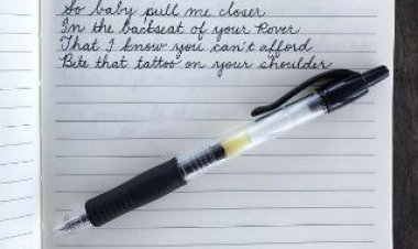 Ntibisanzwe! Umuzimu yandikiye ibaruwa umugabo we wamwishe