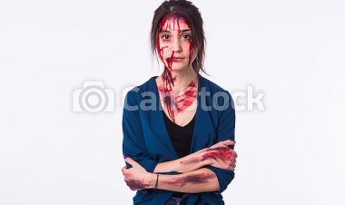 Ntibisanzwe: umukobwa yamaze imyaka itatu ava ibyuya bisa n'amaraso