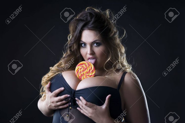 Yagurishije isambu kugira ngo agabanyishe amabere