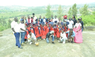 Gatsibo: Nufashwa Yafasha rewards 16 best performing students - PHOTOS