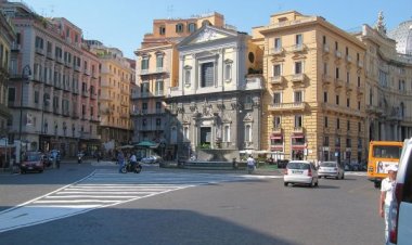 Abajura bagaruriye uwo bari bibye isaha ye!