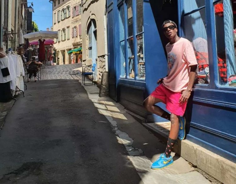 Davis D came back to search for an extended Visa