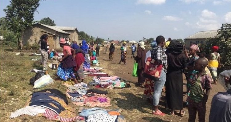 Rubavu: Abaturage bari kugurisha imyenda bambaraga kubera Inzara, Leta nidatabara barashira