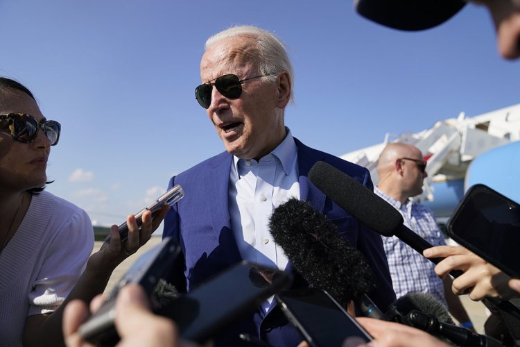 Peresida joe Biden yasanzwemo icyorezo cya  covid-19