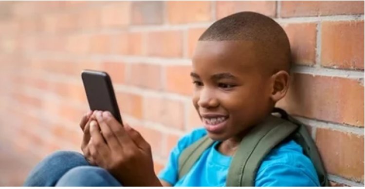 Can you allow your kids use social media at which ages?