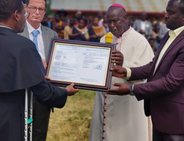 The Belgian partners financed the drinking water purification plant