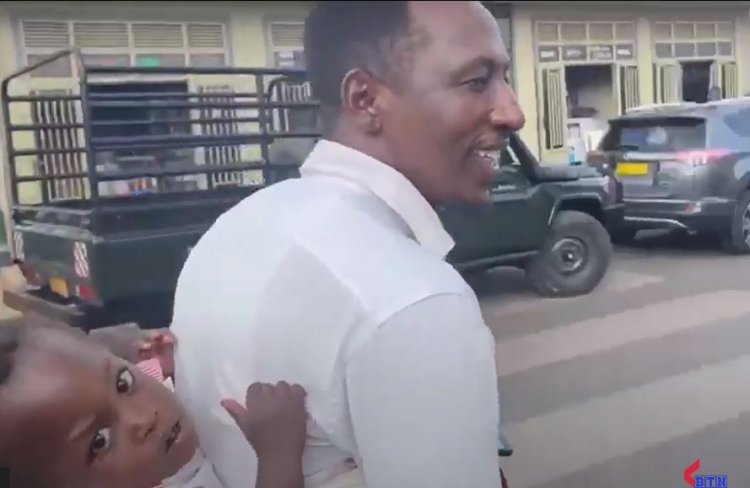 Umugore yamuhekesheje umwana akimugwa gitumo- M.C Nshizirungu Vincent