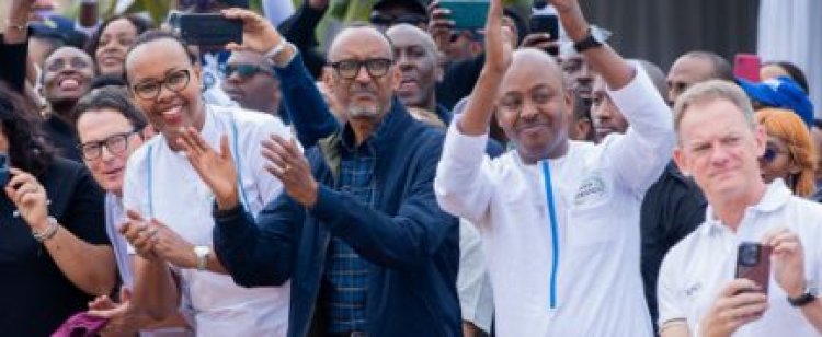 Tour du Rwanda 2023: Perezida Kagame yanejejwe na Henok wayegukanye