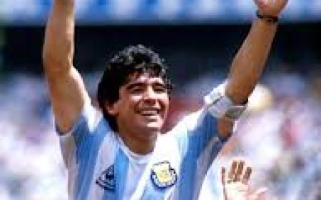 Urukiko rwemeje ko abantu 8 bazaburanishwa kubera urupfu rwa Diego Maradona