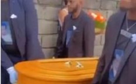 Bruce Melodie yashyinguye nyirakuru we