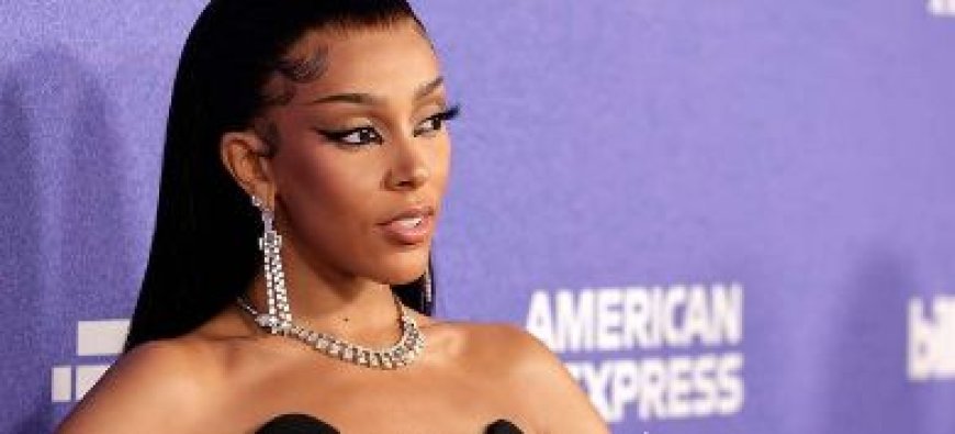 Doja Cat yarikoroje ku ukwibagisha kwe