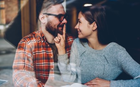 Ibintu 4 wakorera umukunzi wawe ukamwibaburiraho