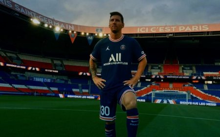 MESSI yeretswe urwango n'abafana ba PSG bamuvugirizaga induru