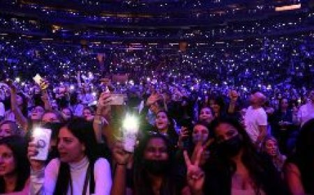 Muri Leta Zunze Ubumwe z'Amerika injyana ya Rock ni yo iri ku ibere